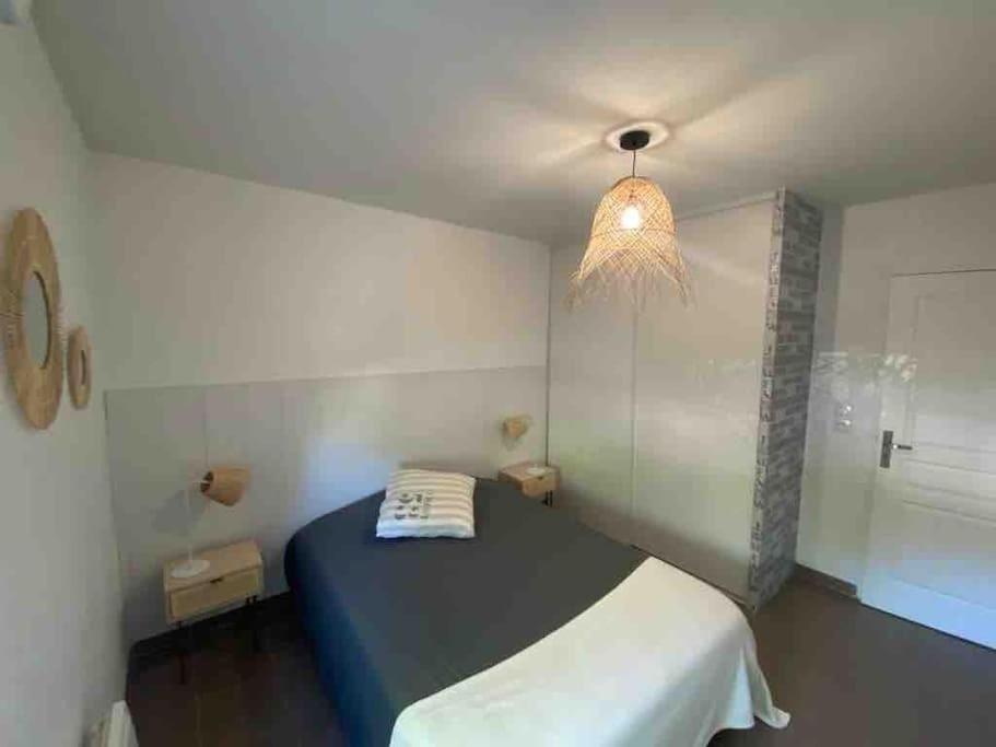 Tres Bel Appartement Contemporain Et Calme Fréjus Extérieur photo
